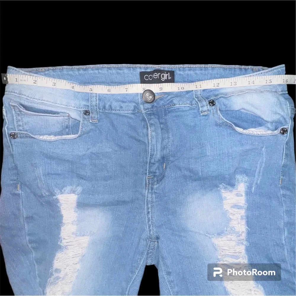 Cover Girl Distressed Denim Bermuda Jean Shorts High Waist Stretch Sz 11/12 EUC